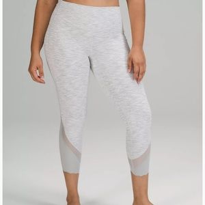 White lululemon leggings